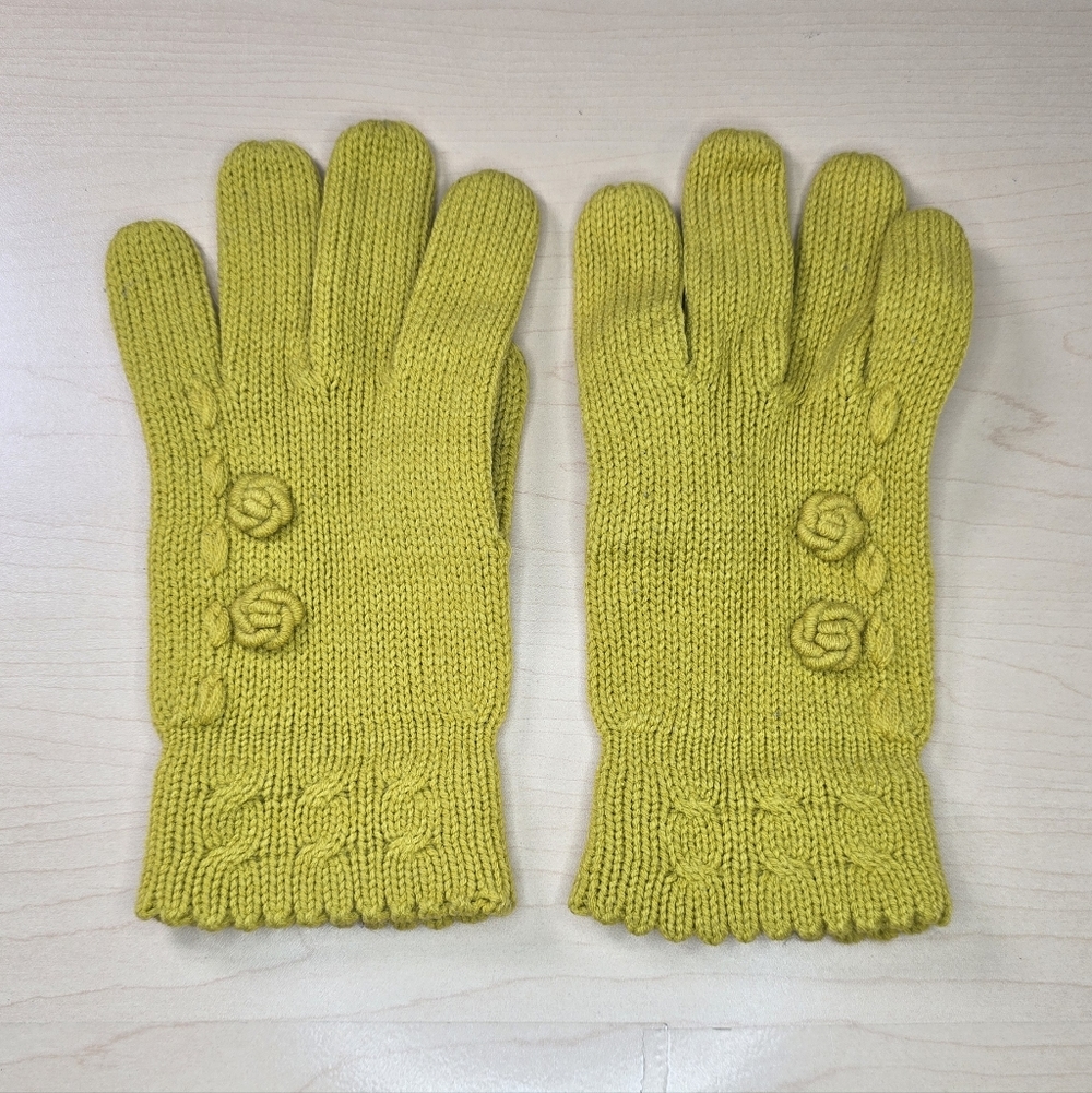 Vintage Knit Floral‎ Accent Gloves Mustard Yellow